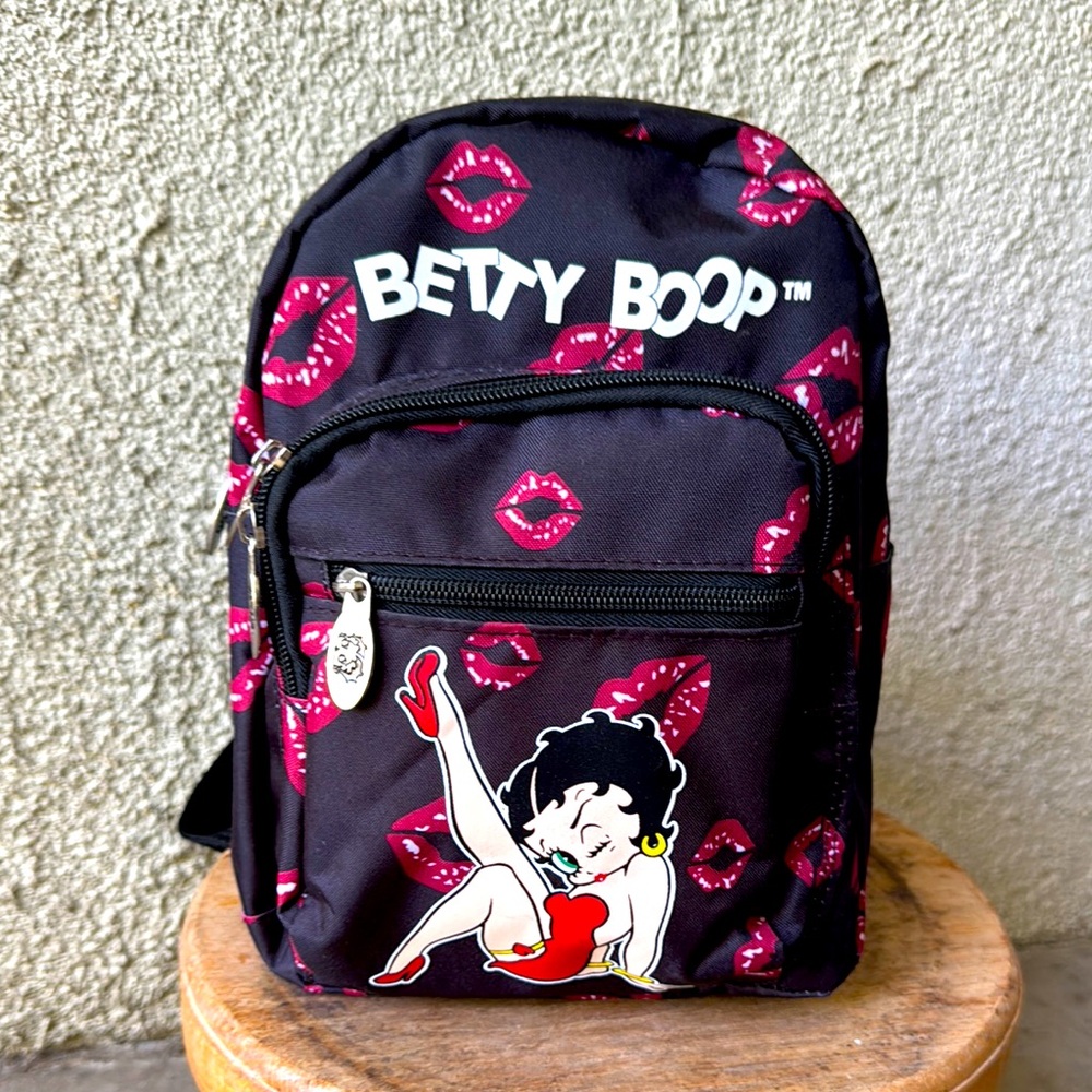 Betty Boop Kisses Mini Backpack Purse Like New